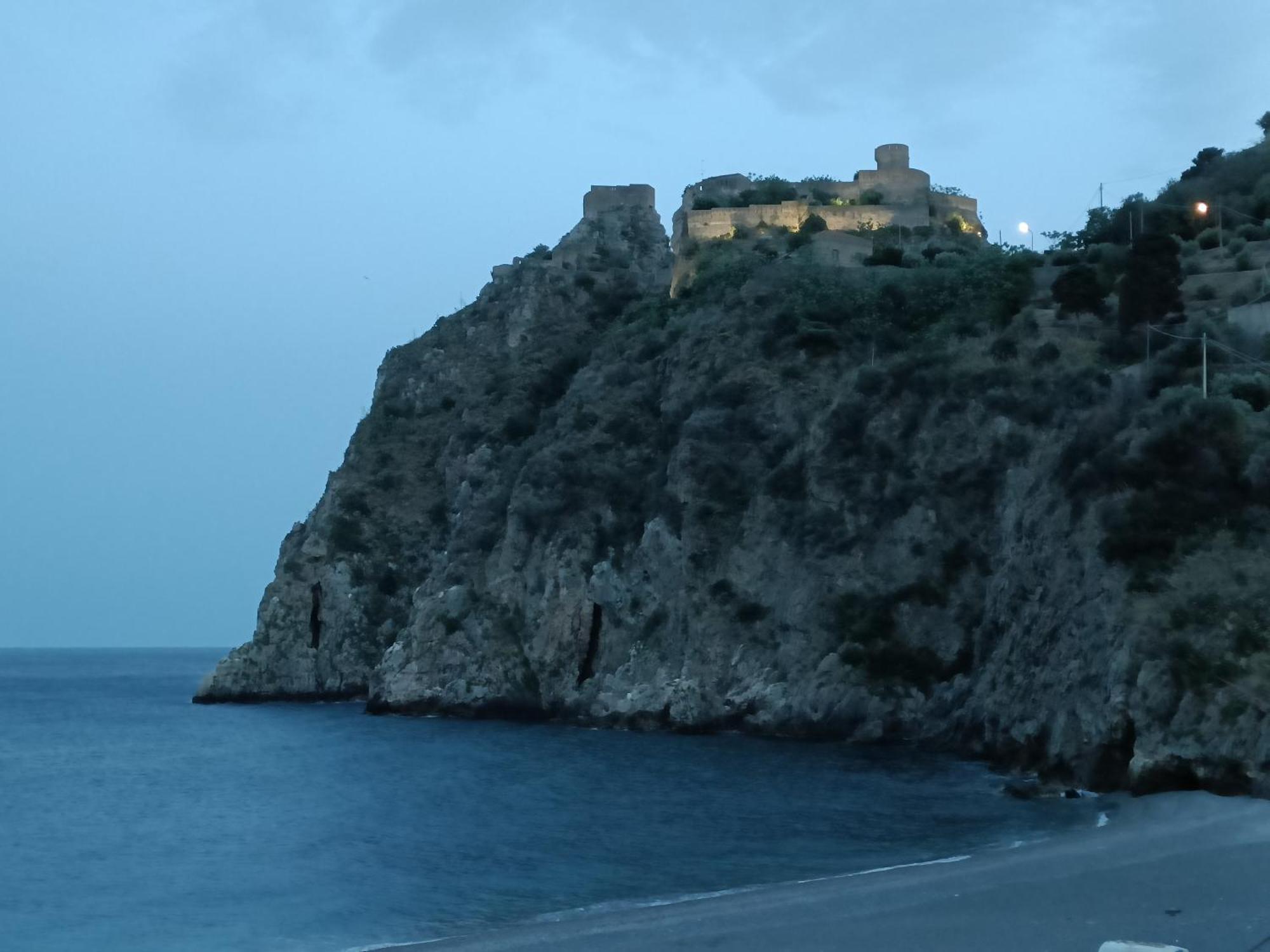 Casa Vacanze Margarita SantʼAlessio Siculo Exterior foto